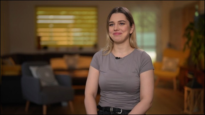 Bez servítky, Petra